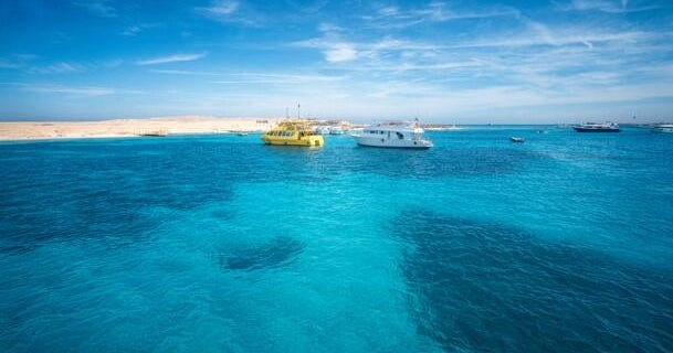 Tourist submarine sinks off Egypt's Red Sea coast, killing at least 6 people, officials say